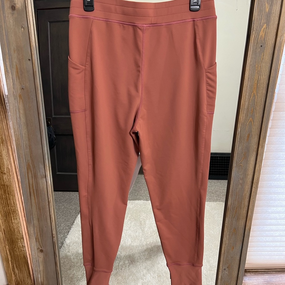 Fabletics Joggers With Pockets Size L - image 1